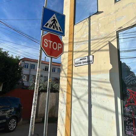 Central Comfort Suites Tirana Eksteriør billede